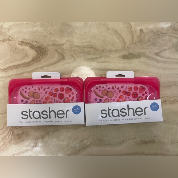 2-Piece Set STASHER Raspberry Reusable Food/ Snack Storage Bags, 7.5"x 4.5"x 1" - Picture 1 of 3